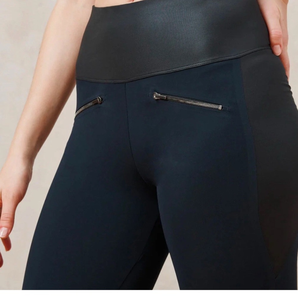 ADAY Women's Throw and Roll Leggings Black High-Waisted Pants large